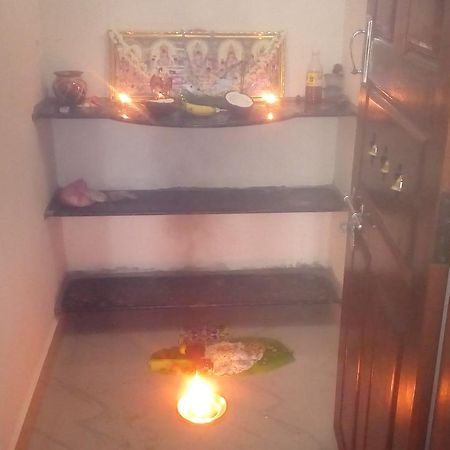 Sabri Guest House Tiruvannāmalai Exterior foto