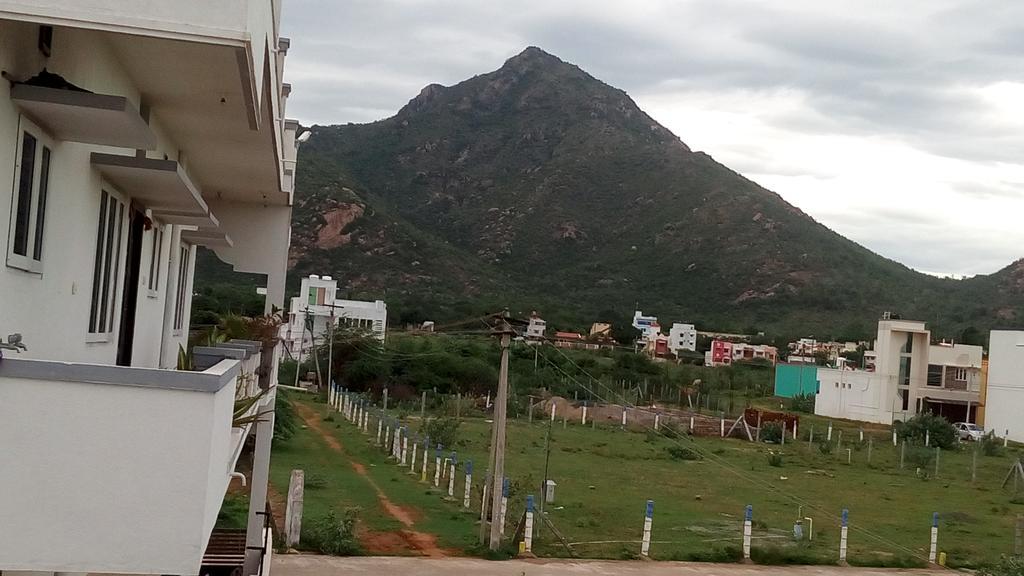 Sabri Guest House Tiruvannāmalai Exterior foto
